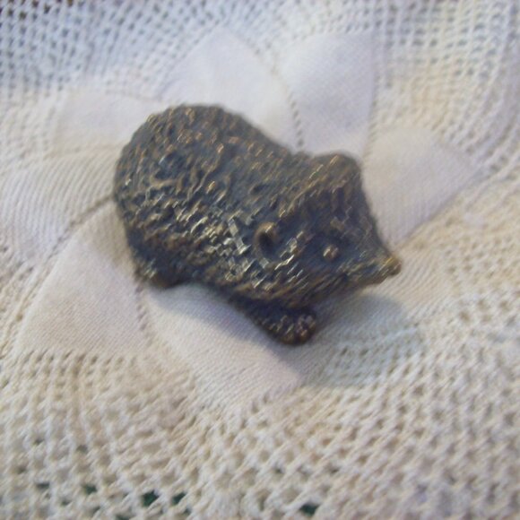 Miniature Metal Hedgehog Figurine Collectible Lucky Hedgehog - Picture 6 of 6